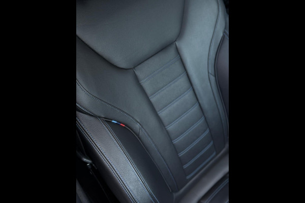 BMW 3-serie 330i High Executive M-Pakket Laser 360°