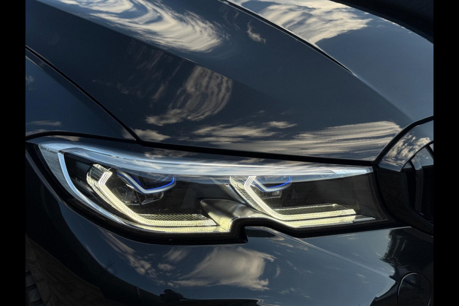 BMW 3-serie 330i High Executive M-Pakket Laser 360°