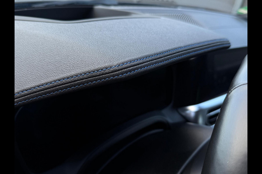 BMW 3-serie 330i High Executive M-Pakket Laser 360°