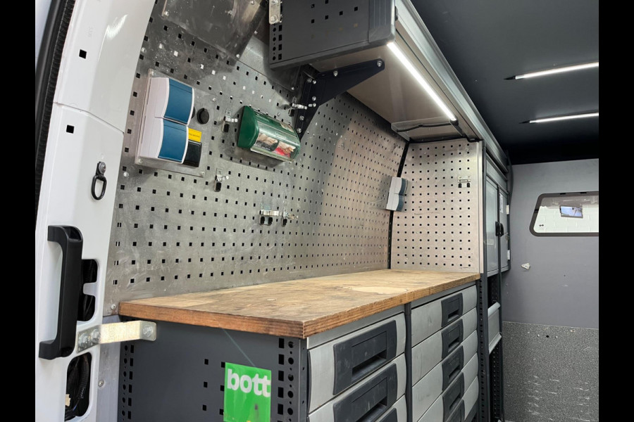 Renault Master Servicewagen + Imperiaal T35 2.3 dCi 145pk euro6 L2H2 BOTT Inrichting, Victron omvormer, Standkachel, RIJKLAARPRIJS