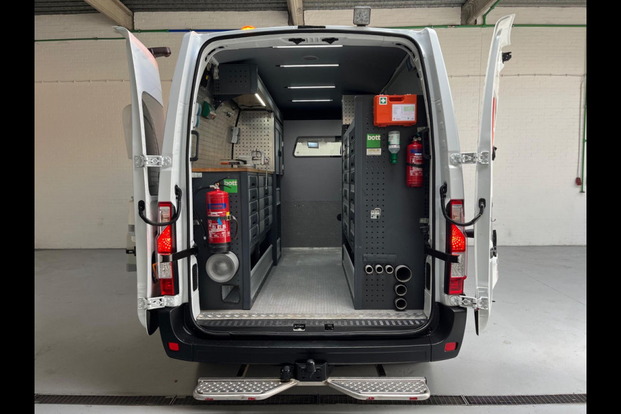 Renault Master Servicewagen T35 2.3 dCi 145pk euro6 L2H2 BOTT Inrichting, Victron omvormer, Standkachel, Trekhaak, RIJKLAARPRIJS!