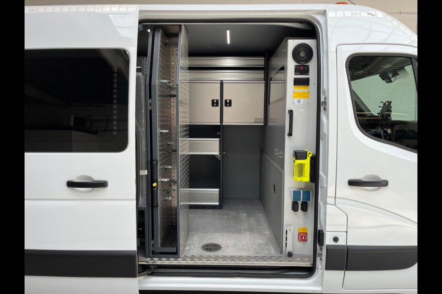 Renault Master Servicewagen T35 2.3 dCi 145pk euro6 L2H2 BOTT Inrichting, Victron omvormer, Standkachel, Trekhaak, RIJKLAARPRIJS!