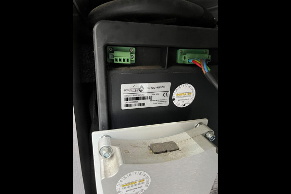 Renault Master Servicewagen T35 2.3 dCi 145pk euro6 L2H2 BOTT Inrichting, Victron omvormer, Standkachel, Trekhaak, RIJKLAARPRIJS!