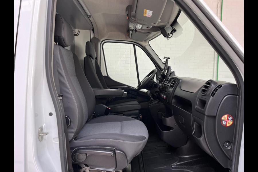 Renault Master Servicewagen T35 2.3 dCi 145pk euro6 L2H2 BOTT Inrichting, Victron omvormer, Standkachel, Trekhaak, RIJKLAARPRIJS!