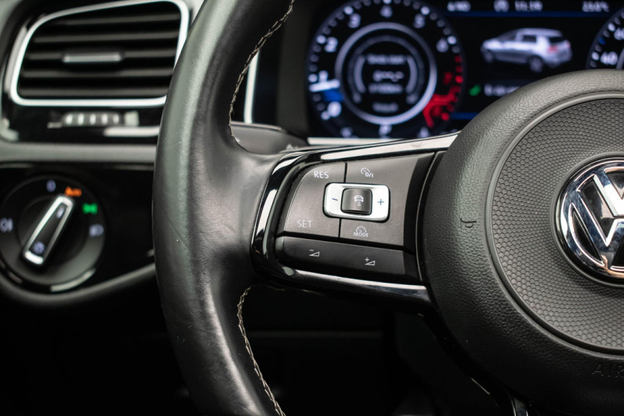 Volkswagen Golf 2.0 TSI 4Motion R |Pano|Memory|DynAudio|DCC|Leder|