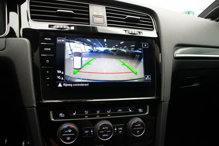 Volkswagen Golf 2.0 TSI 4Motion R |Pano|Memory|DynAudio|DCC|Leder|