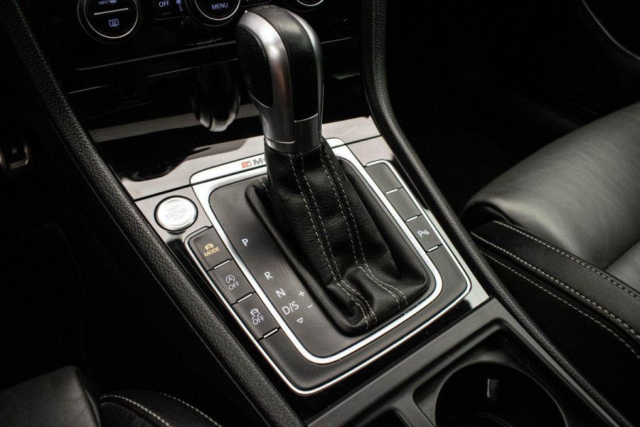 Volkswagen Golf 2.0 TSI 4Motion R |Pano|Memory|DynAudio|DCC|Leder|