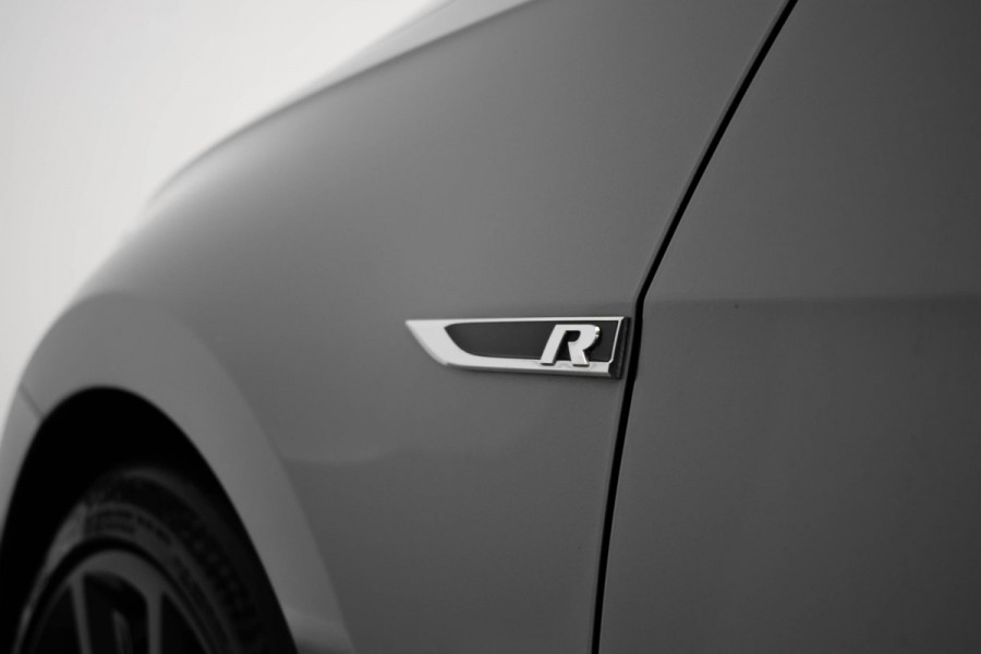 Volkswagen Golf 2.0 TSI 4Motion R |Pano|Memory|DynAudio|DCC|Leder|