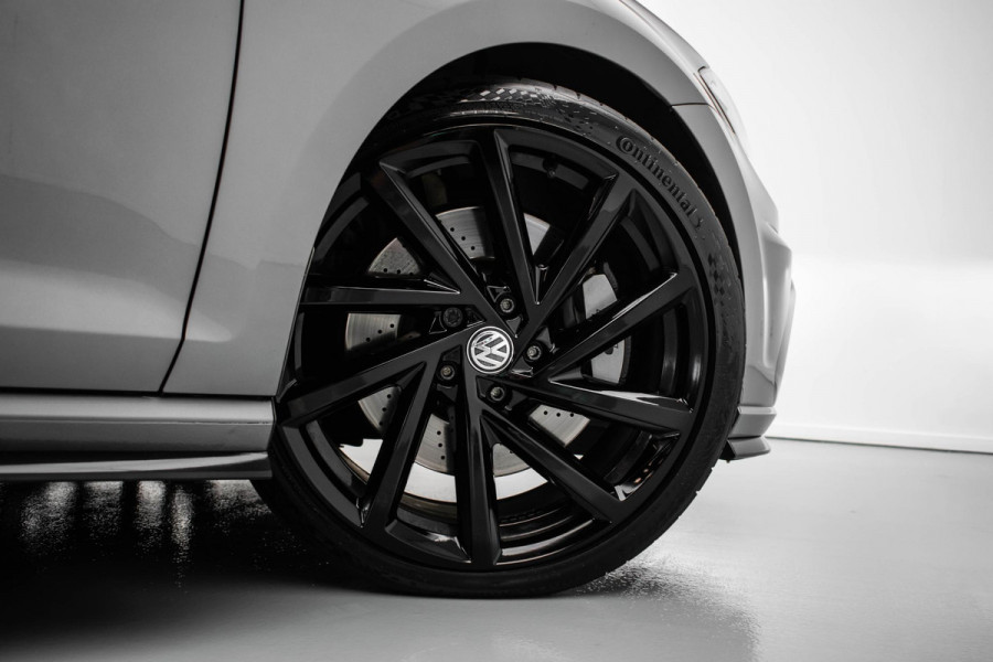 Volkswagen Golf 2.0 TSI 4Motion R |Pano|Memory|DynAudio|DCC|Leder|