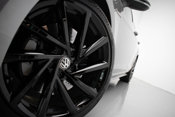 Volkswagen Golf 2.0 TSI 4Motion R |Pano|Memory|DynAudio|DCC|Leder|