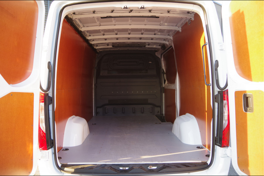 Mercedes-Benz Sprinter 319 3.0 CDI V6 L2H1 AUT. LED, 3.5T TREKHAAK, CAMERA, NAVI, APPLE CARPLAY, ZONNEKLEP, GEVEERDE BEST. STOEL