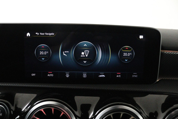 Mercedes-Benz A-Klasse 180 Business Solution Luxury (SFEERVERLICHTING, STOELVERWARMING, 1e EIGENAAR, ACHTERUITRIJCAMERA)