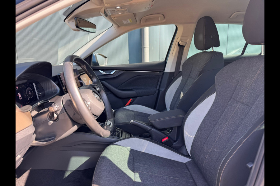 Škoda SCALA 1.0 TSI * AppleCarPlay * Cruise * PDC * Trekhaak * Visueel Cockpit *