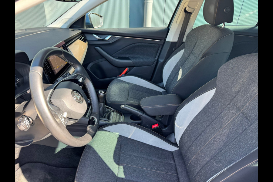 Škoda SCALA 1.0 TSI * AppleCarPlay * Cruise * PDC * Trekhaak * Visueel Cockpit *