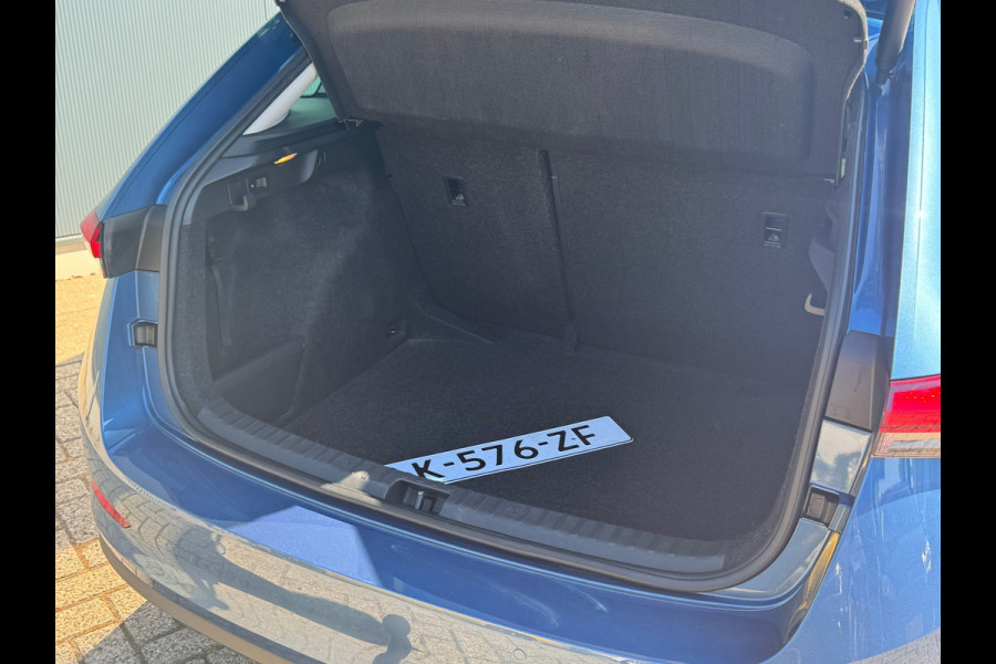 Škoda SCALA 1.0 TSI * AppleCarPlay * Cruise * PDC * Trekhaak * Visueel Cockpit *