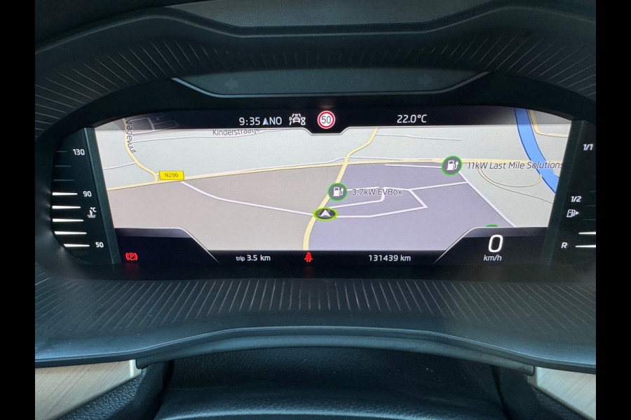 Škoda SCALA 1.0 TSI * AppleCarPlay * Cruise * PDC * Trekhaak * Visueel Cockpit *