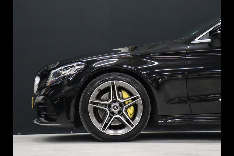 Mercedes-Benz C-Klasse Coupé 200 AMG [SFEERVERLICHTING, APPLE CARPLAY, ANDROID, CAMERA, VOL LEDER, CRUISE, STOELEN ELEKTRISCH, FLIPPERS, NIEUWSTAAT]