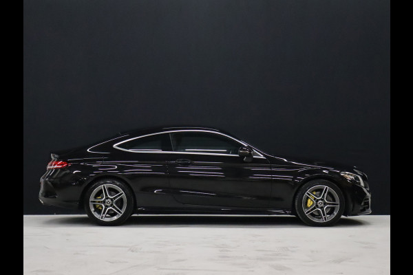 Mercedes-Benz C-Klasse Coupé 200 AMG [SFEERVERLICHTING, APPLE CARPLAY, ANDROID, CAMERA, VOL LEDER, CRUISE, STOELEN ELEKTRISCH, FLIPPERS, NIEUWSTAAT]
