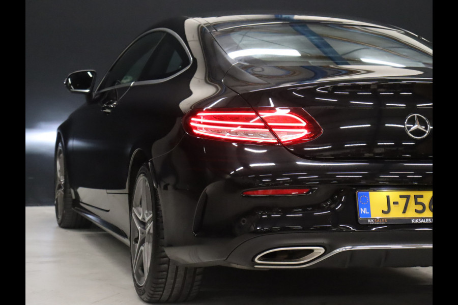 Mercedes-Benz C-Klasse Coupé 200 AMG [SFEERVERLICHTING, APPLE CARPLAY, ANDROID, CAMERA, VOL LEDER, CRUISE, STOELEN ELEKTRISCH, FLIPPERS, NIEUWSTAAT]