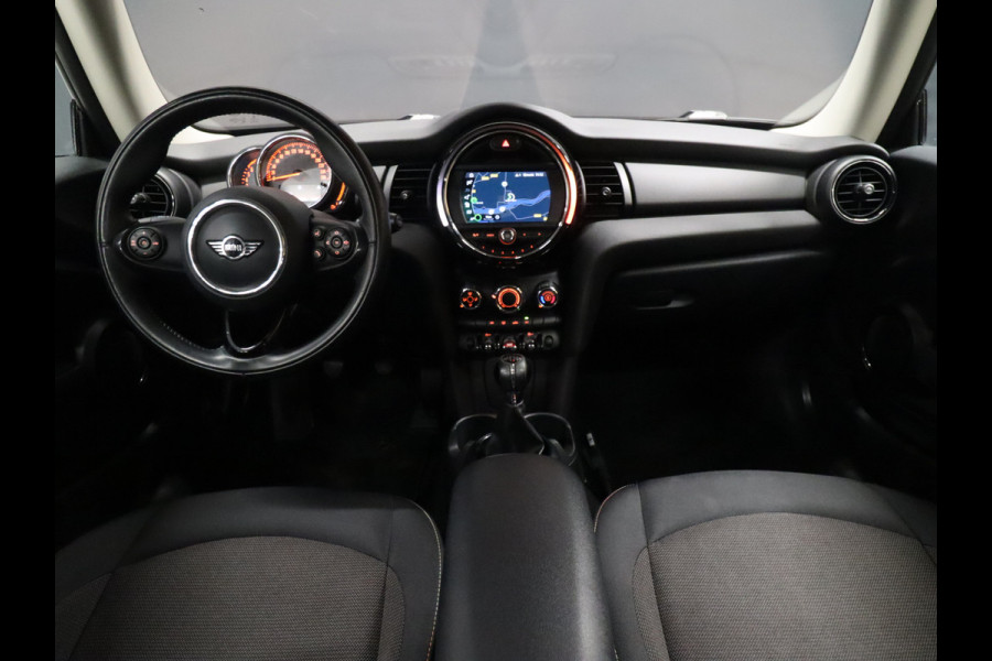 MINI Mini 1.5 One Sport [APPLE CARPLAY, CRUISE CONTROL, JCW VELGEN, CLIMATE CONTROL, NAVIGATIE, NIEUWSTAAT]