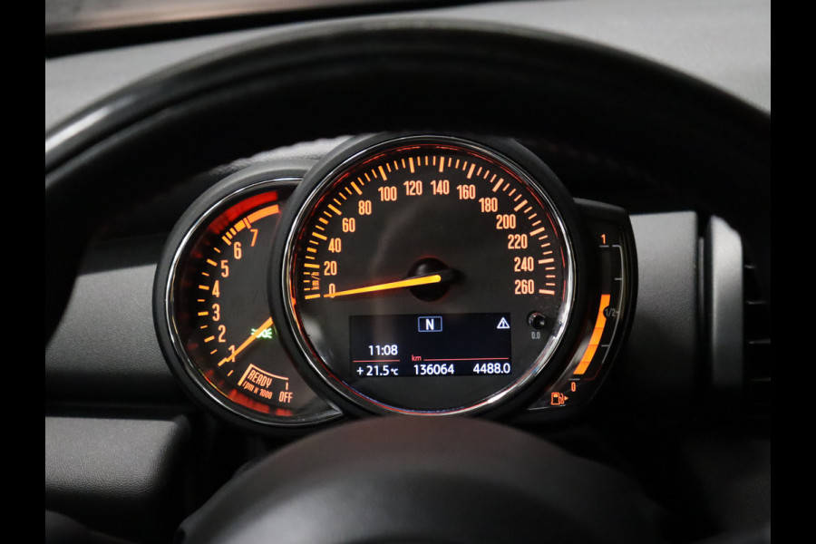 MINI Mini 1.5 One Sport [APPLE CARPLAY, CRUISE CONTROL, JCW VELGEN, CLIMATE CONTROL, NAVIGATIE, NIEUWSTAAT]