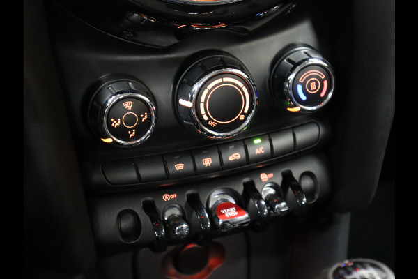 MINI Mini 1.5 One Sport [APPLE CARPLAY, CRUISE CONTROL, JCW VELGEN, CLIMATE CONTROL, NAVIGATIE, NIEUWSTAAT]
