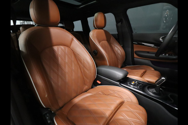 MINI Clubman 1.5 Cooper Richmond Park Edition DIGITAL DASH, CRUISE CONTROL, APPLE CARPLAY, SCHUIFKANTELDAK, HARMAN KARDON AUDIO,  VOL LEDER, PDC, STOELVERWARMING, NAVIGATIE, NIEUWSTAAT]