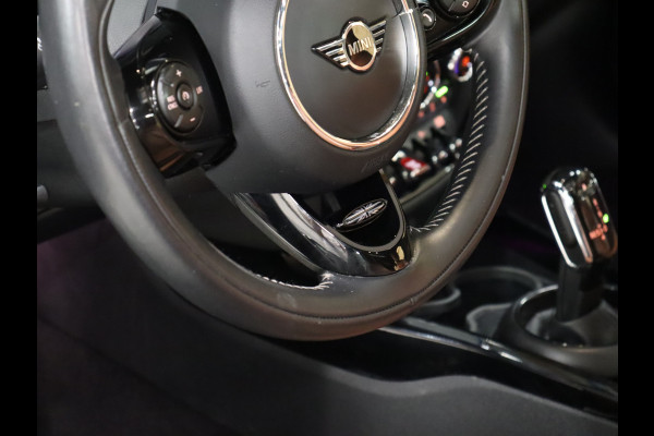 MINI Clubman 1.5 Cooper Richmond Park Edition DIGITAL DASH, CRUISE CONTROL, APPLE CARPLAY, SCHUIFKANTELDAK, HARMAN KARDON AUDIO,  VOL LEDER, PDC, STOELVERWARMING, NAVIGATIE, NIEUWSTAAT]