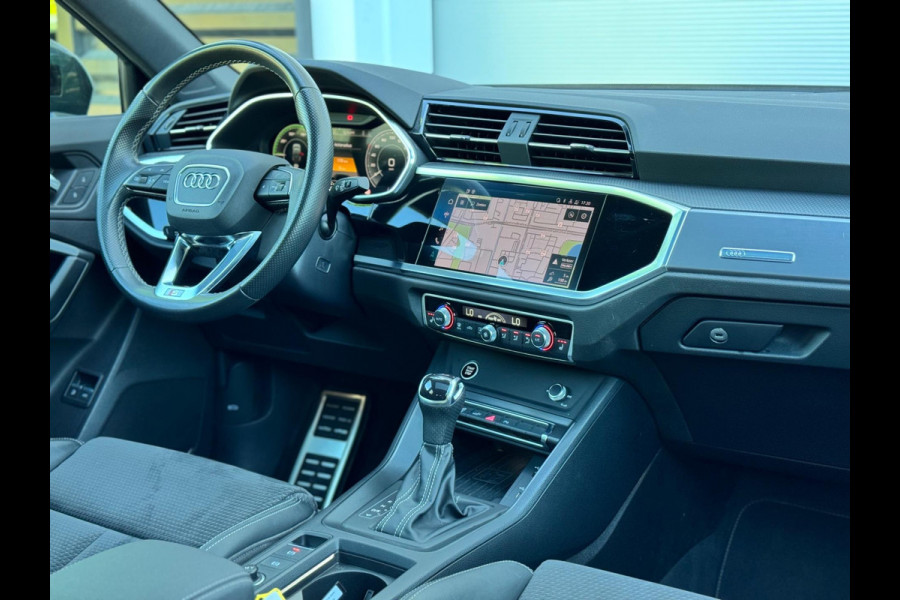 Audi Q3 Sportback 45 TFSI e S Edition Pano/Keyless/Matrix