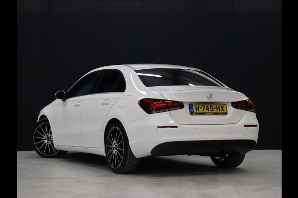 Mercedes-Benz A-Klasse 200 Business Solution [APPLE CARPLAY, ANDROID, SPORTSTOELEN, CAMERA, CRUISE CONTROL, CLIMATE CONTROL, 18" LM VELG, NIEUWSTAAT]