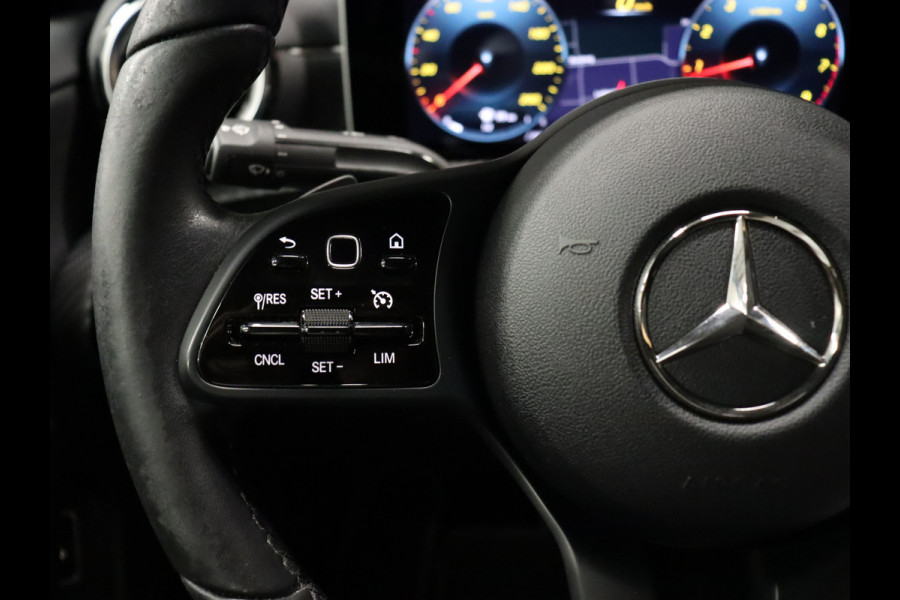 Mercedes-Benz A-Klasse 200 Business Solution [APPLE CARPLAY, ANDROID, SPORTSTOELEN, CAMERA, CRUISE CONTROL, CLIMATE CONTROL, 18" LM VELG, NIEUWSTAAT]