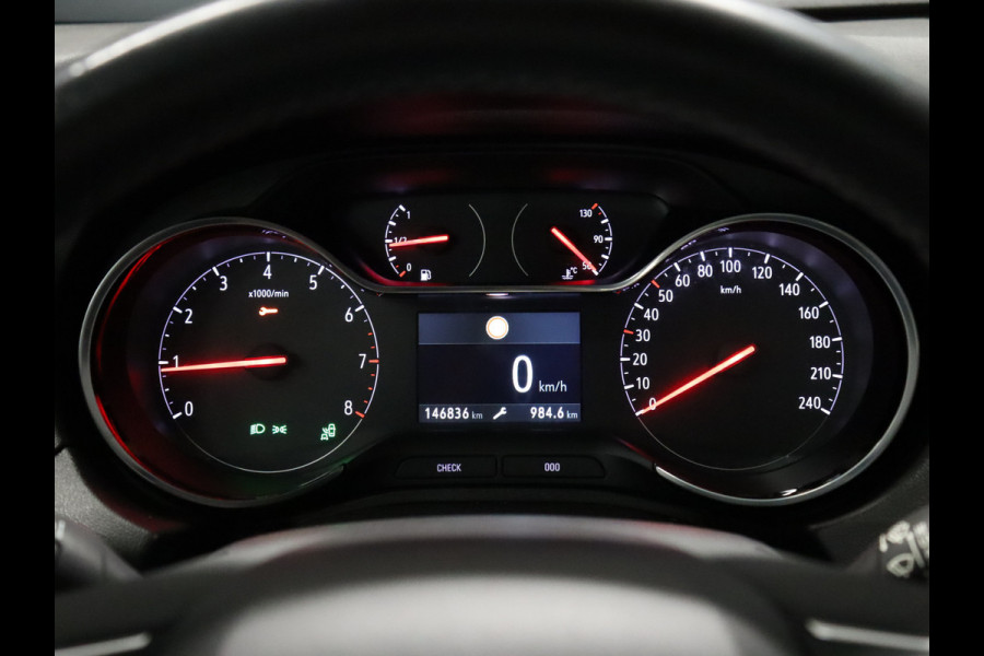 Opel Grandland X 1.2 Turbo Innovation [APPLE CARPLAY, CRUISE CONTROL, CAMERA, CLIMATE CONTROL, ELEK.. ACHTERKLEP, AIRCO, NAVIGATIE, NIEUWSTAAT]
