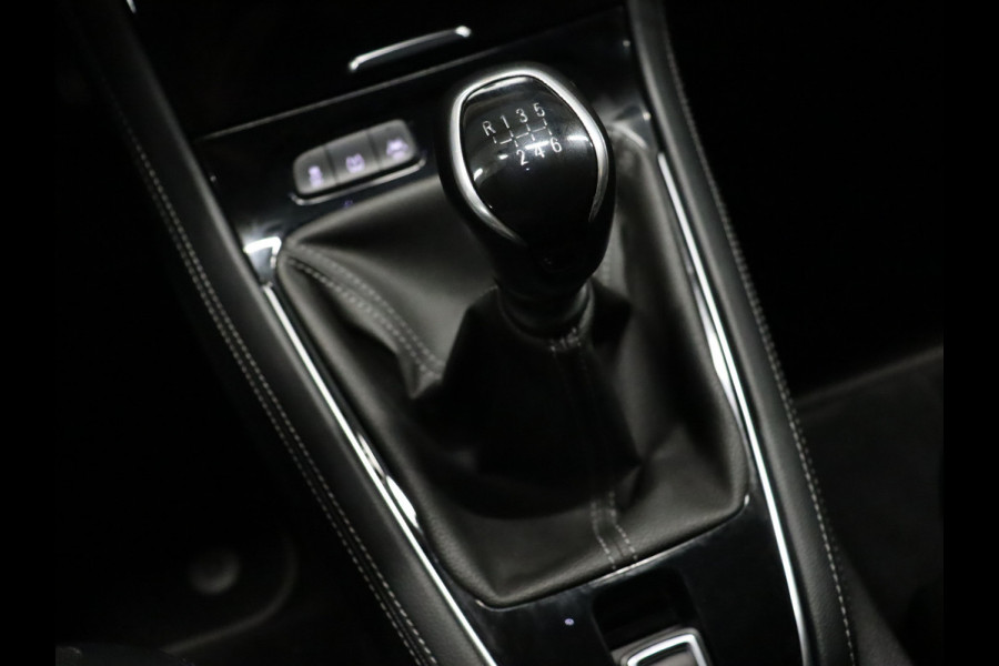 Opel Grandland X 1.2 Turbo Innovation [APPLE CARPLAY, CRUISE CONTROL, CAMERA, CLIMATE CONTROL, ELEK.. ACHTERKLEP, AIRCO, NAVIGATIE, NIEUWSTAAT]