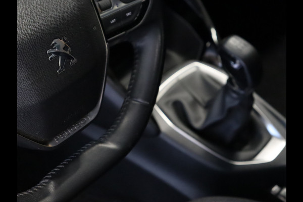 Peugeot 208 1.2 PureTech Sport [CRUISE CONTROL, APPLE CARPLAY, ELEKTRISCHE RAMEN VOOR, NAVIGATIE, NIEUWSTAAT]