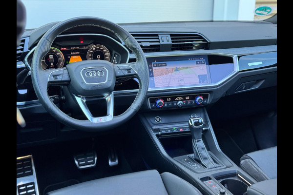 Audi Q3 Sportback 45 TFSI e S Edition 360/Sonos/Keyless/Pano