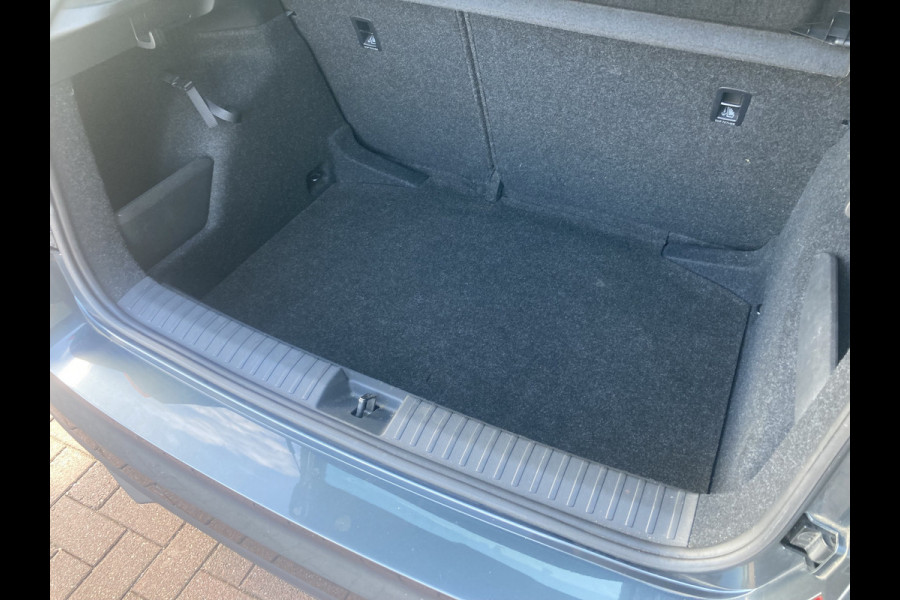 Škoda Kamiq 1.0 TSi 110pk DSG Ambition CLIMA/CARPLAY/CRUISE/LED/PDC