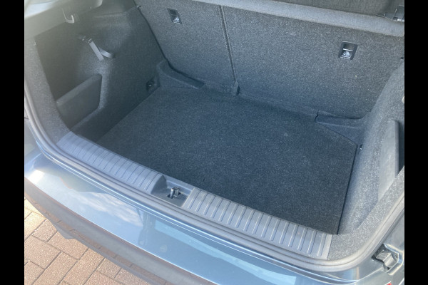Škoda Kamiq 1.0 TSi 110pk DSG Ambition CLIMA/CARPLAY/CRUISE/LED/PDC