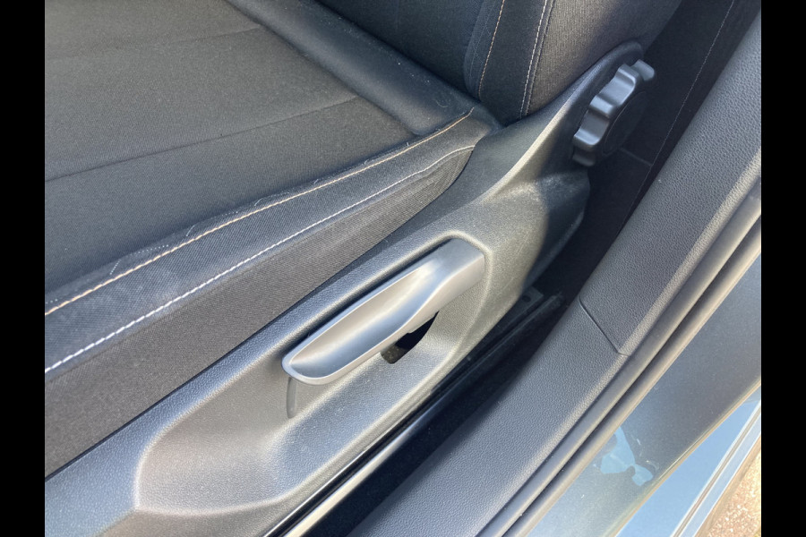 Škoda Kamiq 1.0 TSi 110pk DSG Ambition CLIMA/CARPLAY/CRUISE/LED/PDC