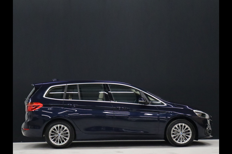 BMW 2 Serie Gran Tourer 218i High Executive Edition [HEAD-UP DISPLAY, NAVIGATIE, PDC V+A, STOELVERWARMING, CRUISE CONTROL, VOL LEDER, ELEKTRISCHE ACHTERKLEP, NIEUWSTAAT]