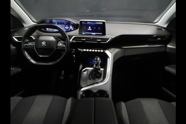 Peugeot 5008 1.2 PureTech Blue Lease Executive 7P [APPLE CARPLAY, CAMERA, TREKHAAK, NAVIGATIE, CRUISE CONTROL, DIGITAL DASH, NIEUWSTAAT]
