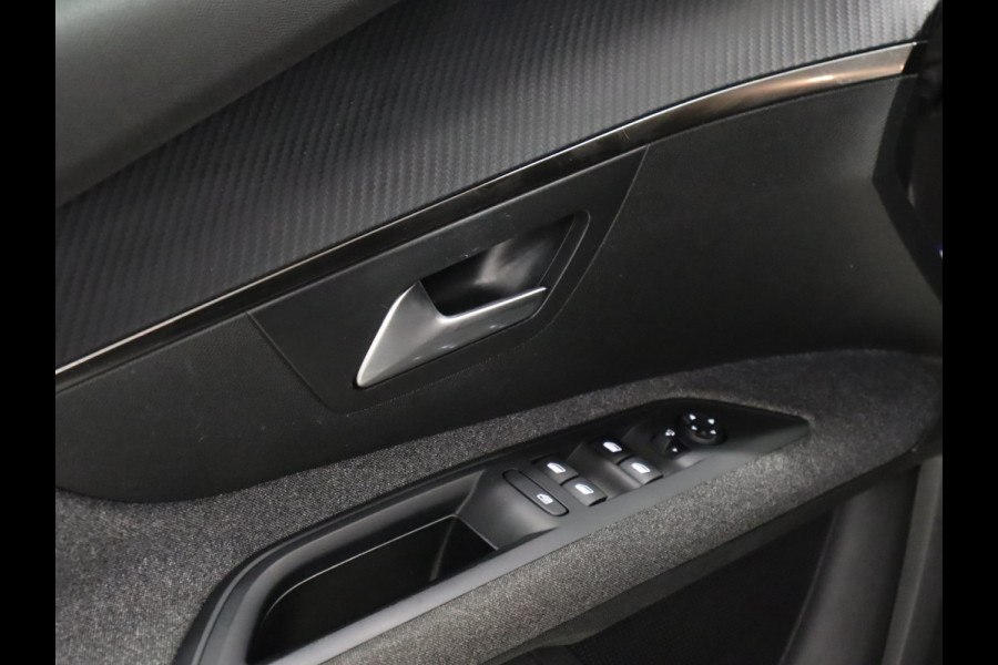 Peugeot 5008 1.2 PureTech Blue Lease Executive 7P [APPLE CARPLAY, CAMERA, TREKHAAK, NAVIGATIE, CRUISE CONTROL, DIGITAL DASH, NIEUWSTAAT]