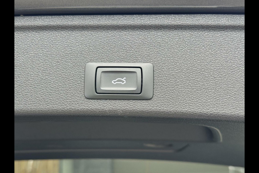 Audi A4 Avant 35 TFSI S edition Automaat | Panoramadak | LED | Sportstoelen | Stoelverwarming | Extra getint glas | 20 inch lichtmetalen