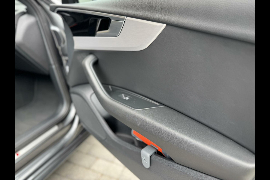Audi A4 Avant 35 TFSI S edition Automaat | Panoramadak | LED | Sportstoelen | Stoelverwarming | Extra getint glas | 20 inch lichtmetalen