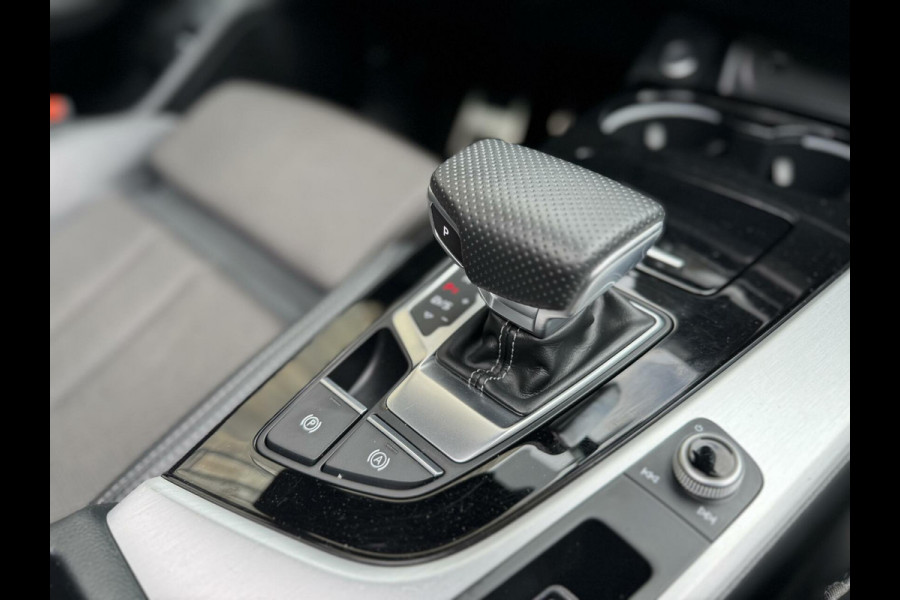 Audi A4 Avant 35 TFSI S edition Automaat | Panoramadak | LED | Sportstoelen | Stoelverwarming | Extra getint glas | 20 inch lichtmetalen