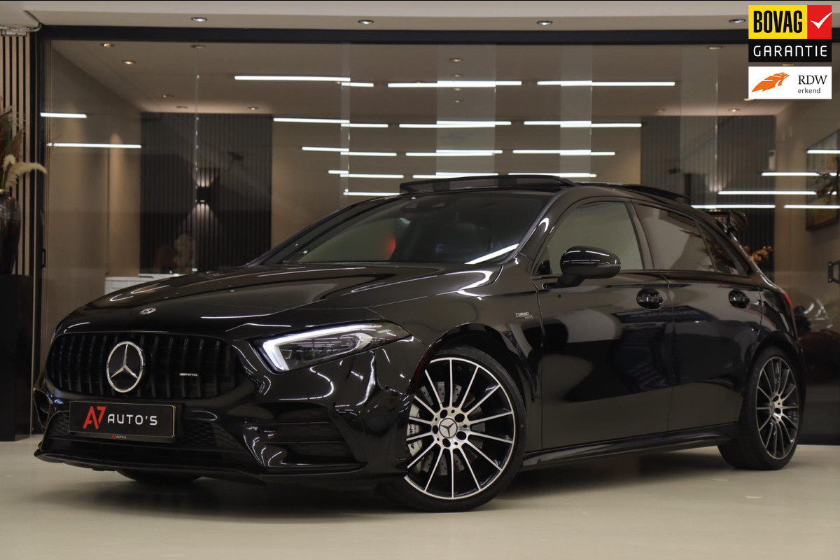 Mercedes-Benz A-Klasse AMG 35 4MATIC PANO/LANEASSIST/BURM/MEMORYST/BOMVOL Mercedes-Benz A-Klasse AMG 35 4MATIC PANO/LANEASSIST/BURM/MEMORYST/BOMVOL