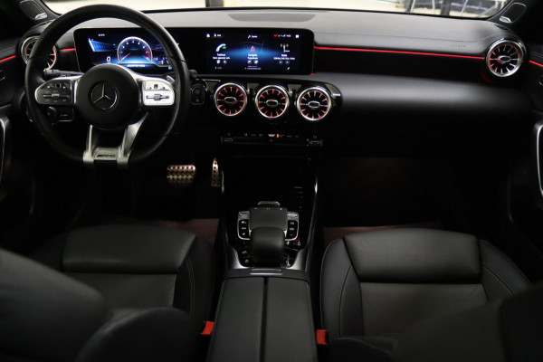 Mercedes-Benz A-Klasse AMG 35 4MATIC PANO/LANEASSIST/BURM/MEMORYST/BOMVOL
