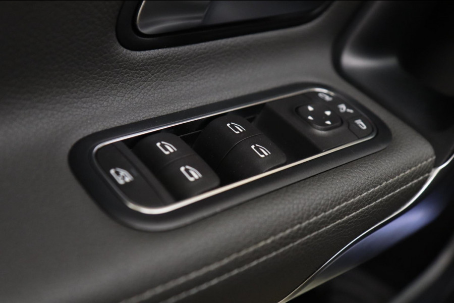 Mercedes-Benz A-Klasse AMG 35 4MATIC PANO/LANEASSIST/BURM/MEMORYST/BOMVOL
