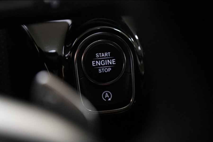 Mercedes-Benz A-Klasse AMG 35 4MATIC PANO/LANEASSIST/BURM/MEMORYST/BOMVOL