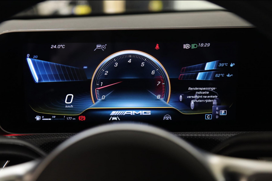 Mercedes-Benz A-Klasse AMG 35 4MATIC PANO/LANEASSIST/BURM/MEMORYST/BOMVOL