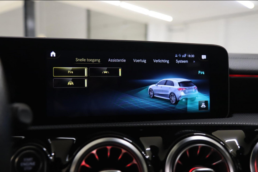 Mercedes-Benz A-Klasse AMG 35 4MATIC PANO/LANEASSIST/BURM/MEMORYST/BOMVOL